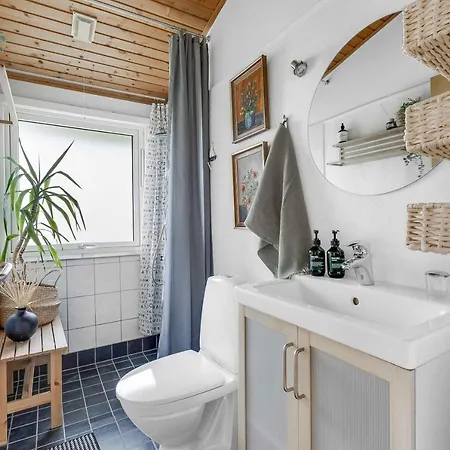 בית נופש North Funen Summer Idyll By The Water *